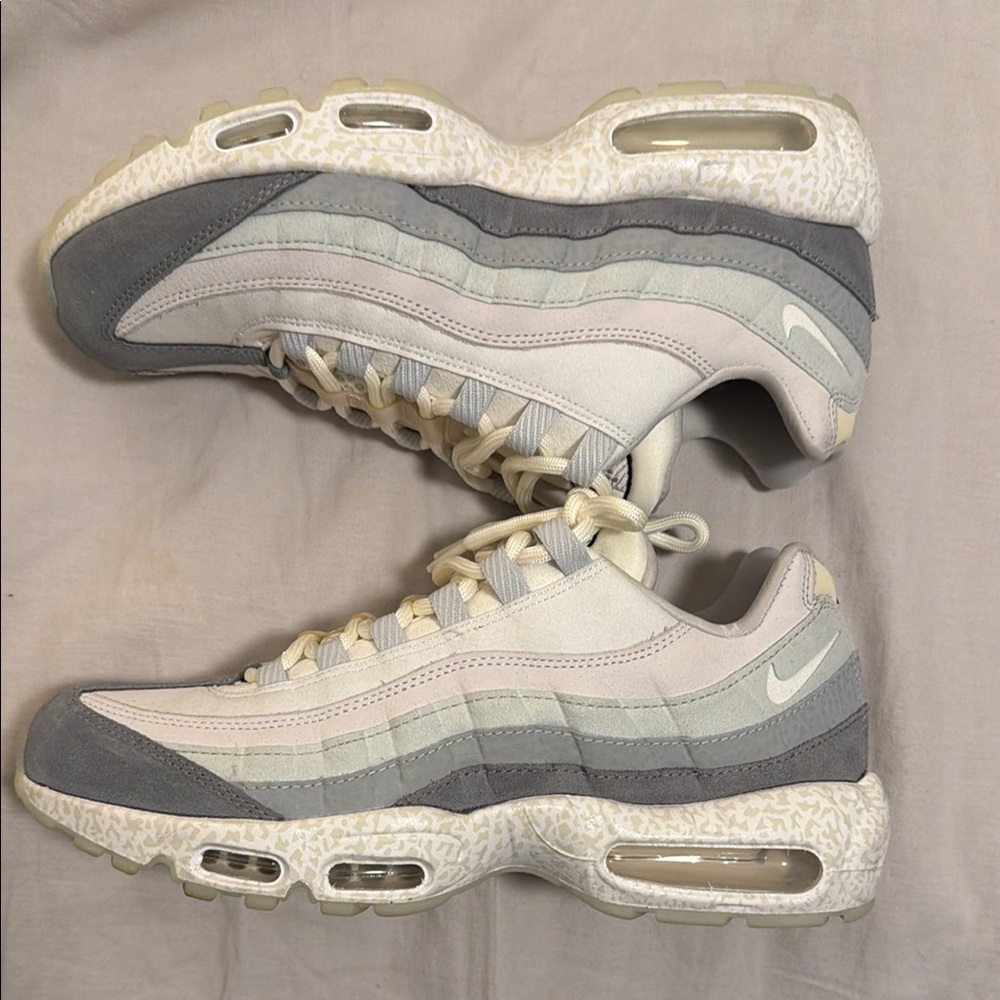 Nike Air Max 95 - Picture 5 of 11